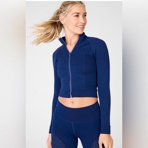 Seamless cropped jacket